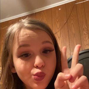 Meet your Posher, Allie